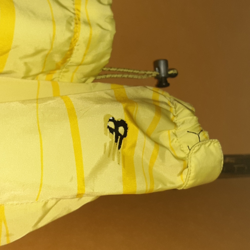 Women's New Balance Windbreaker Jacket - Picture 4 of 9